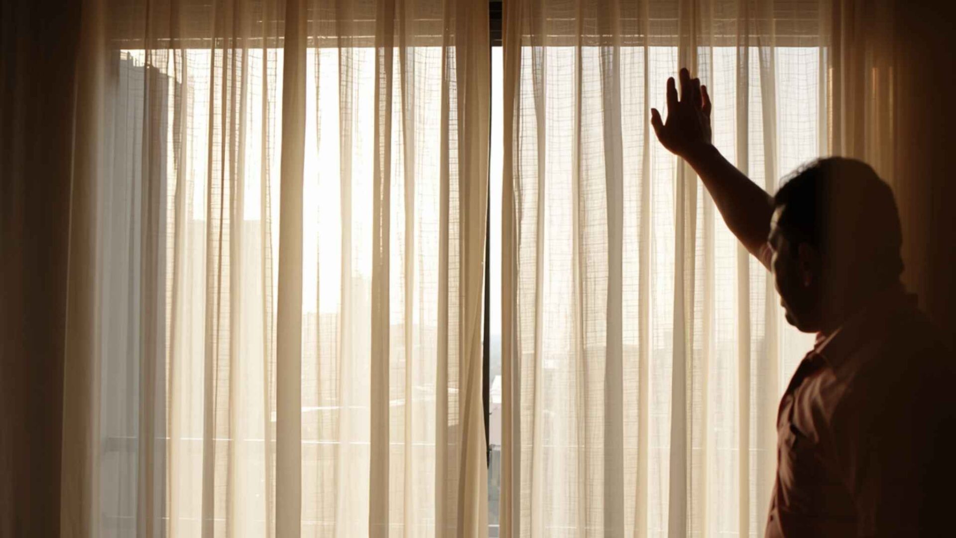 ¿Reparar o comprar nuevas? Todo lo que debes saber sobre el mantenimiento de tus cortinas